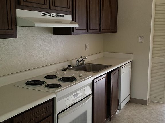 2nd image of 9430 Maria Way