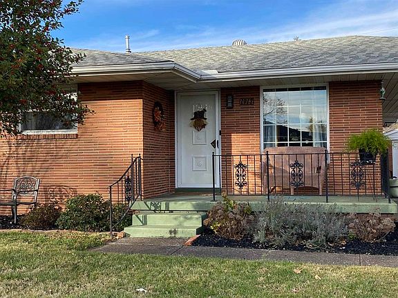 2nd image of 1917 Merriewood Dr