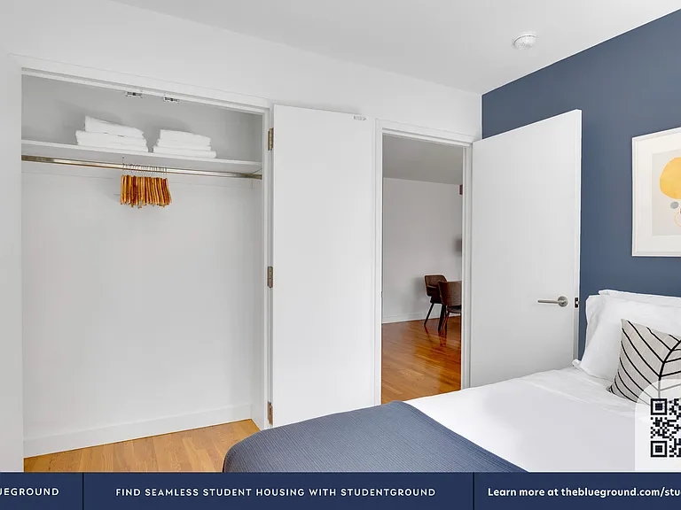 101 W 15th St #527 — Photo 11