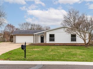 2210 Tamarack Cir NE, Canton, OH 44721