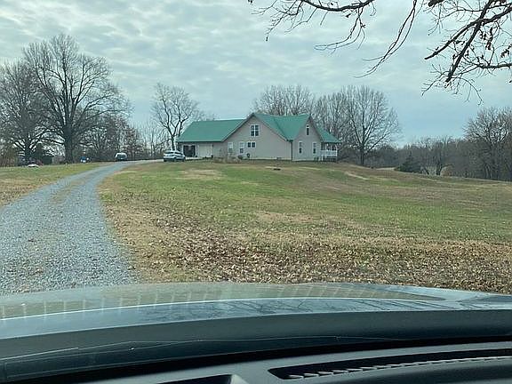 2nd image of 48 Stone Creek Dr