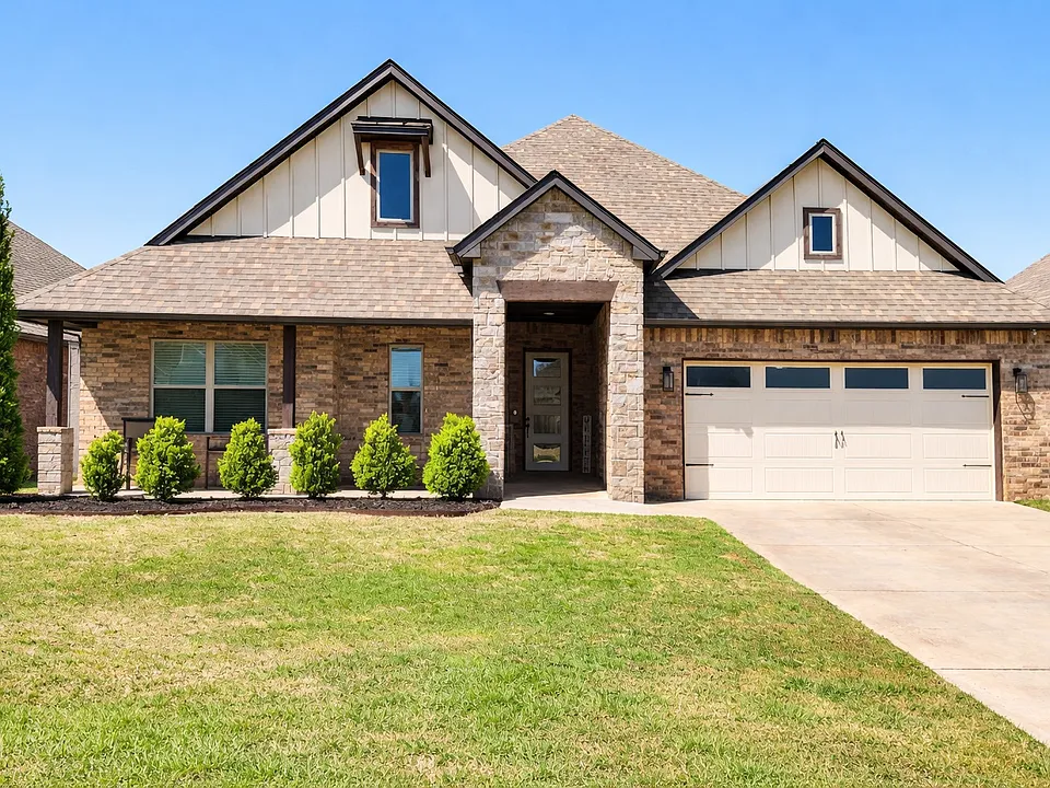 1018 Stonebridge Village Dr