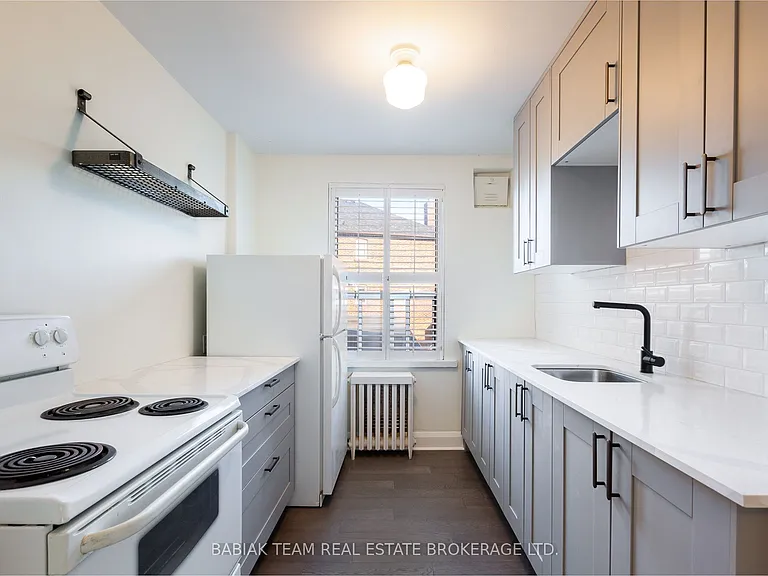 871 Millwood Rd #56 — Photo 8