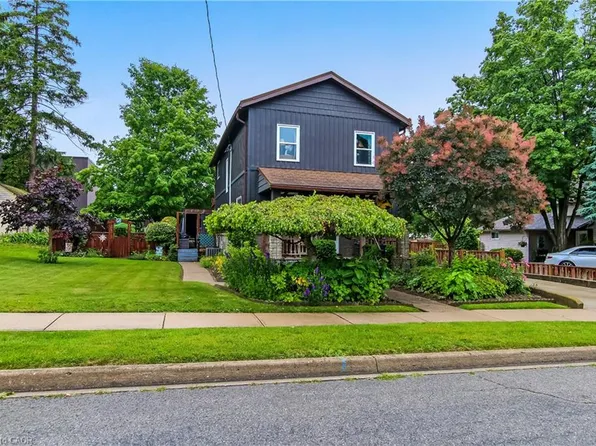 164 Head St N, Norfolk County, ON N3Y 3X5