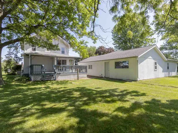 219 W Harrison St, Washington, IA 52353