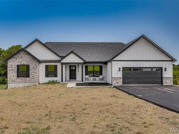 4313 Whispering Woods Rd, Farmington, MO 63640