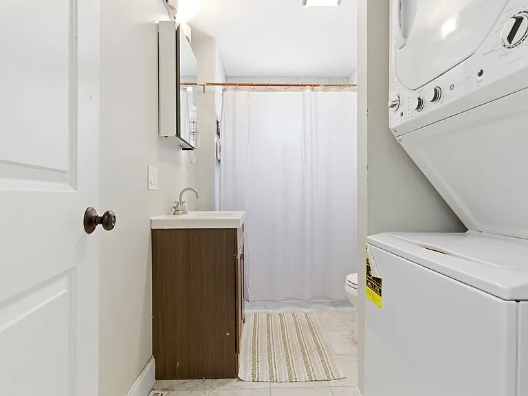 45 Derby St #1 — Photo 11