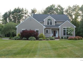 90 Tower Rd, Brookfield, CT 06804