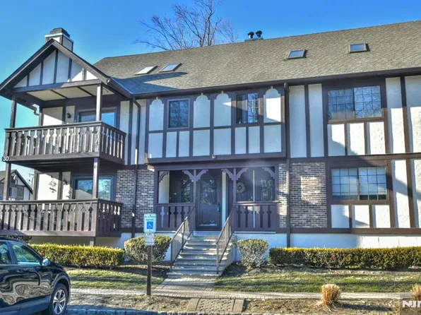 3002 Stowe Ln #3002, Mahwah, NJ 07430