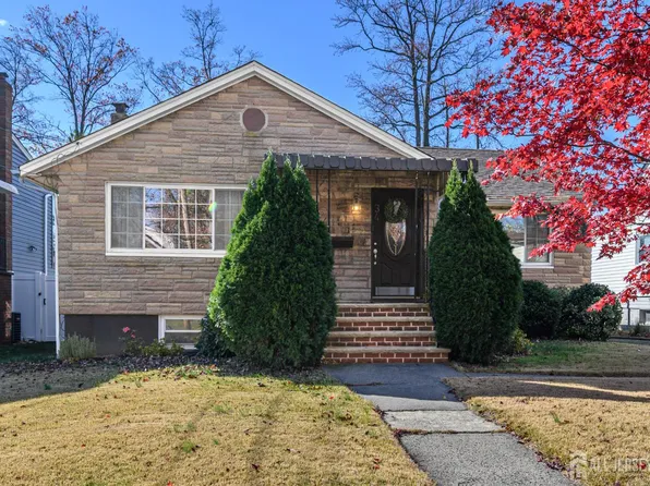 34 N Juliet St, Iselin, NJ 08830