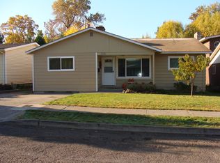 920 W 11th St, The Dalles, OR