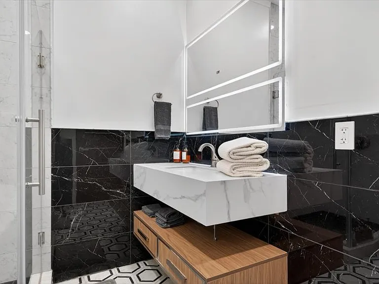 86 Remsen St #3 — Photo 25