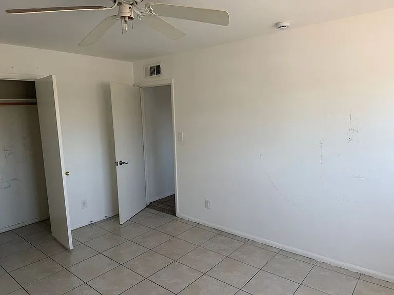2150 W Missouri Ave #109 — Photo 15