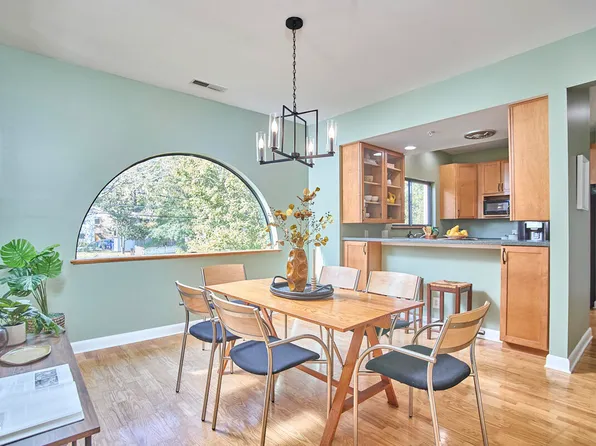 107 Mulberry St APT B, Carrboro, NC 27510