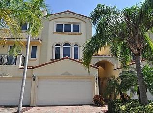 2713 NE 14th St, Fort Lauderdale, FL 33304