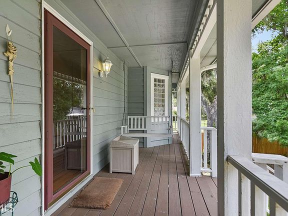 5th image of 115 Nancy Dr