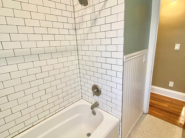 2205 Eldred Ave — Photo 12