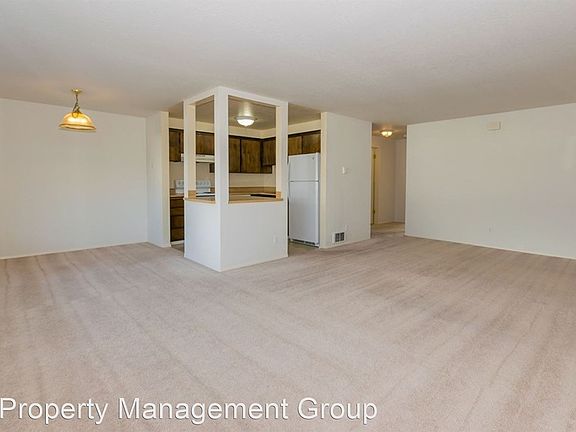 5th image of 3823 Hoyt Ave APT 8