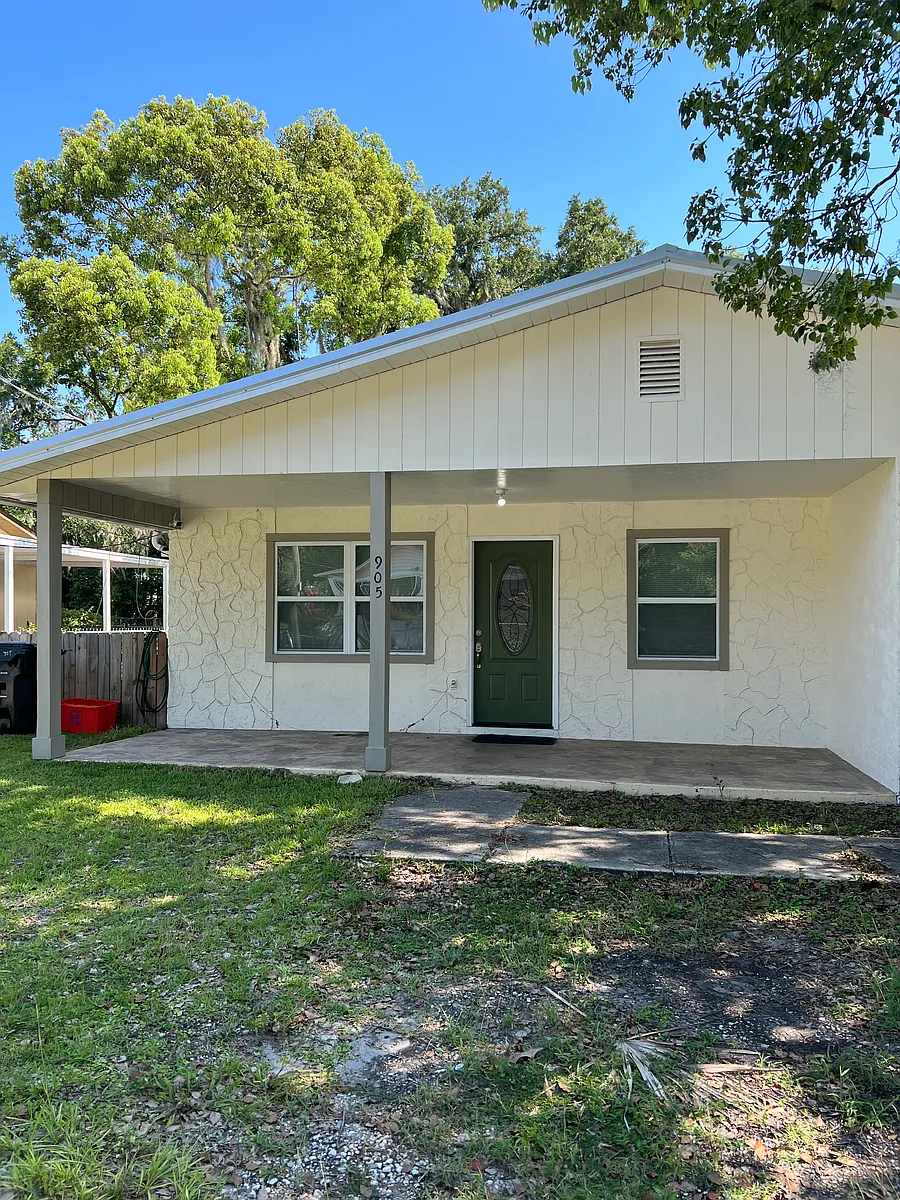 Building Photo - 905 NW 7th Ave