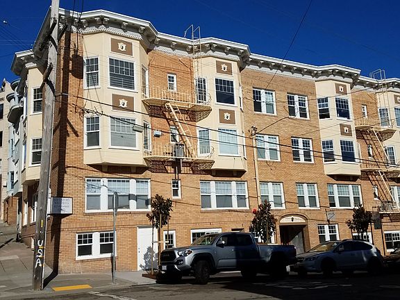 2nd image of 2190 Grove St #17