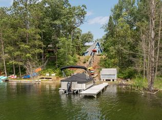 6082 Beach Rd, Johannesburg, MI 49751