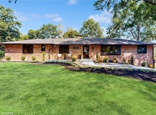 2204 W 103rd Ter, Leawood, KS 66206