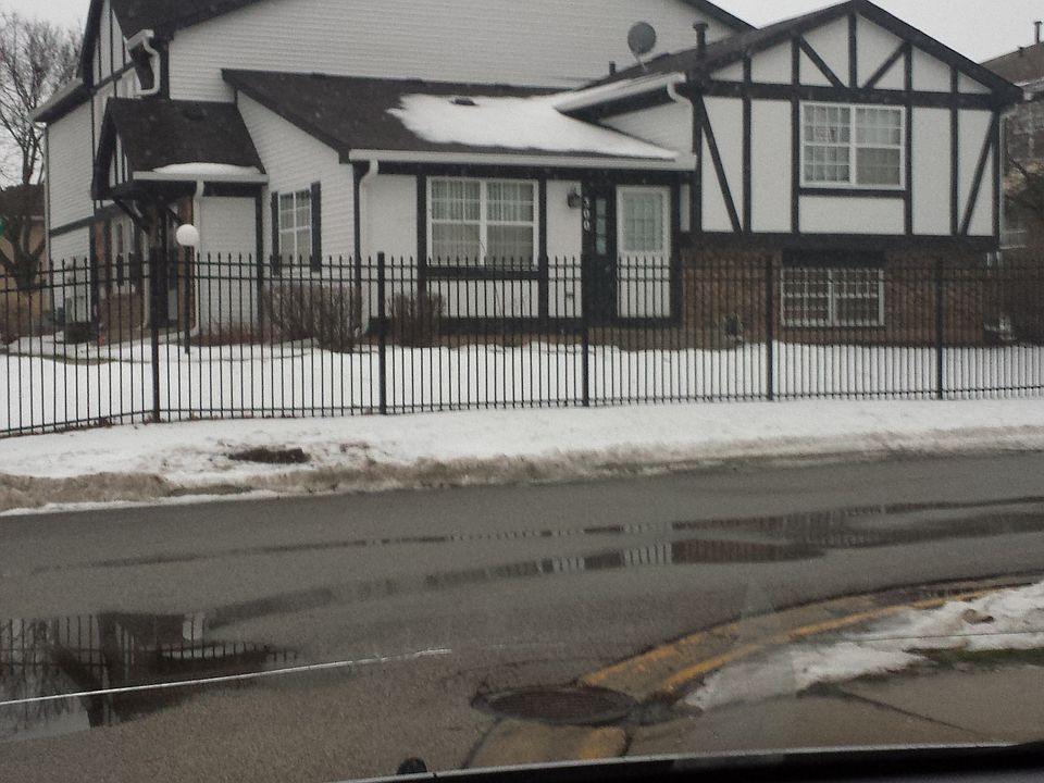 1st image of 300 Westwood Ct
