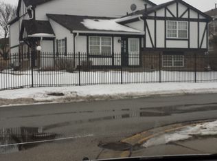 300 Westwood Ct, Vernon Hills, IL 60061