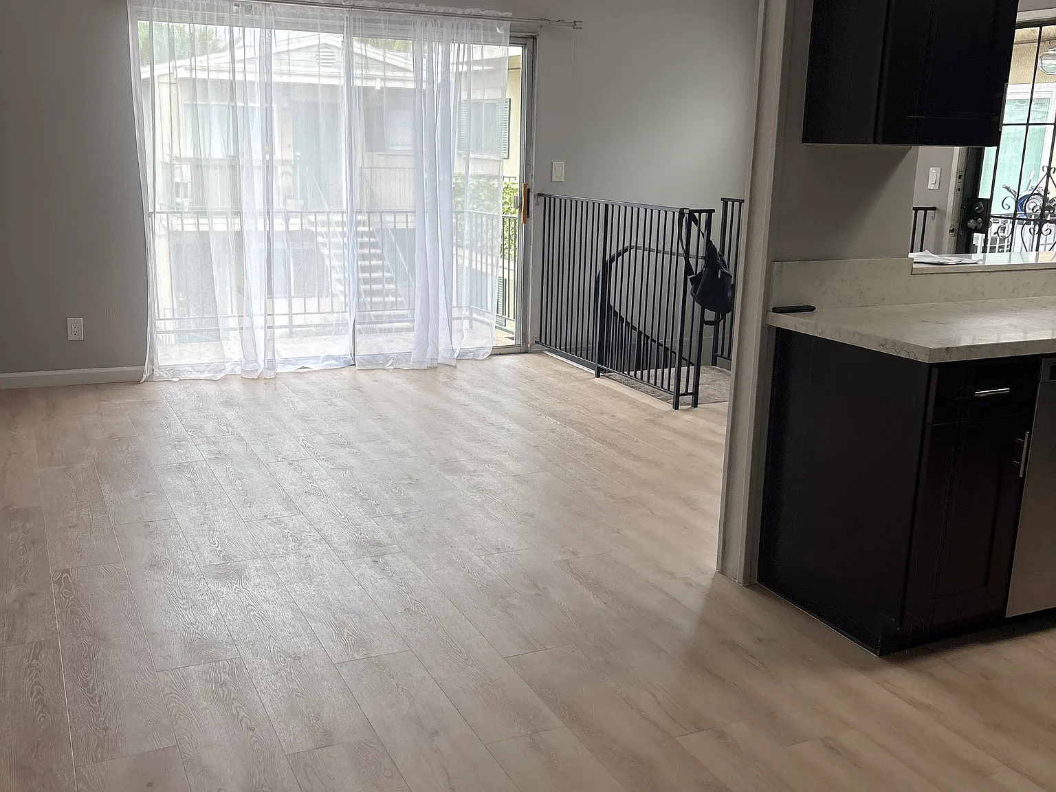 2 bed, 1100 sqft, $2,800 — Photo 4