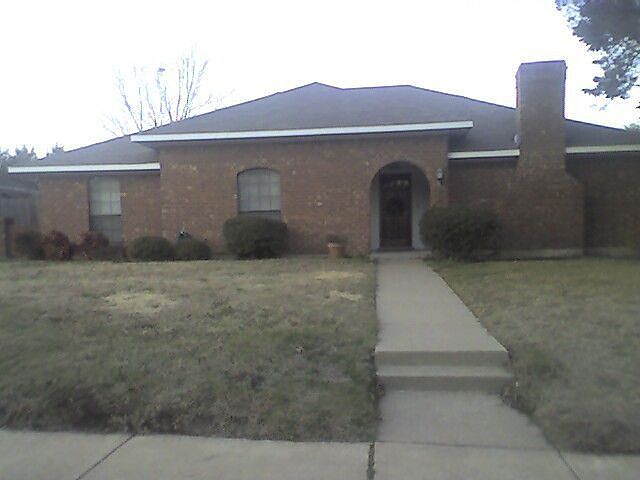 1st image of 308 W Lisa Ln