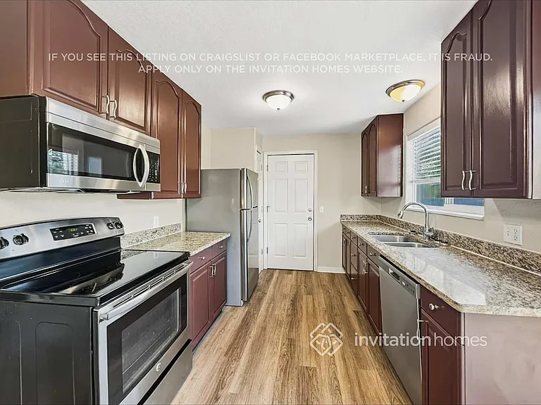 10885 Grange Creek Dr — Photo 10