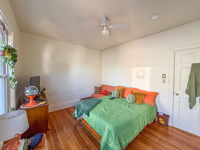 154 Elm St #3 — Photo 2