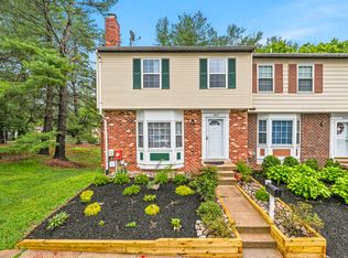 18617 Chickadee Ln, Gaithersburg, MD 20879
