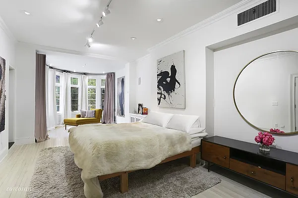 Sold by Corcoran | media 10