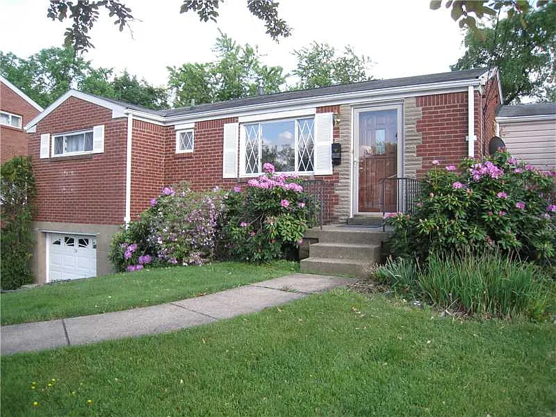 756 Clearview Dr photo 1