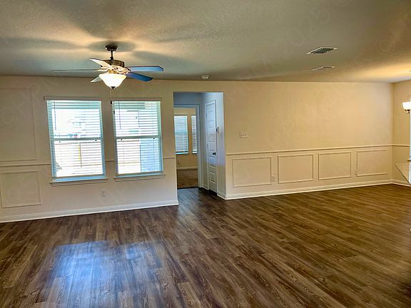 5th image of 8563 Redhawk Loop