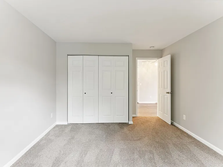 Country Meadows Apartments — Photo 47