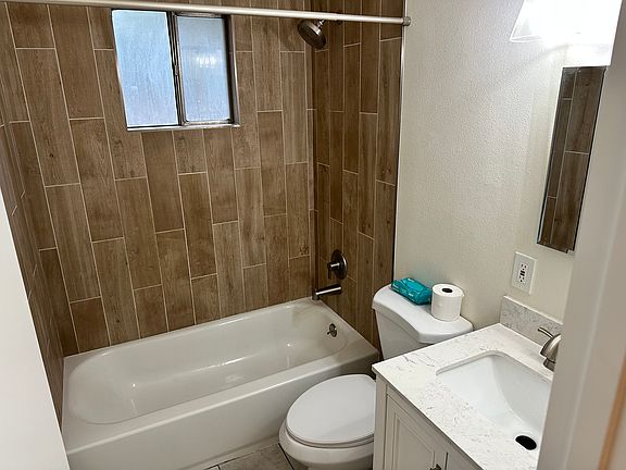 5th image of 1083 Brinkby Ave
