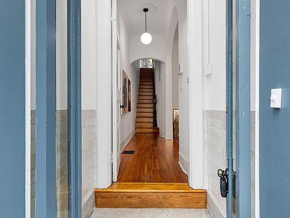 5th image of 1746 Park Ave
