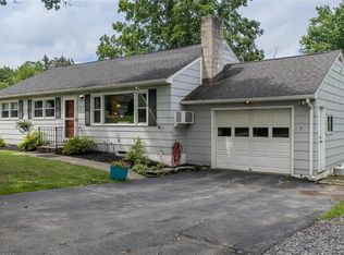 7 Nied Dr, Pleasant Valley, NY 12569