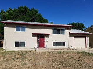 2540 Vinewood Ln, Pueblo, CO 81005