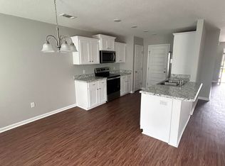 110 Bull Bay Dr, Statesboro, GA 30458