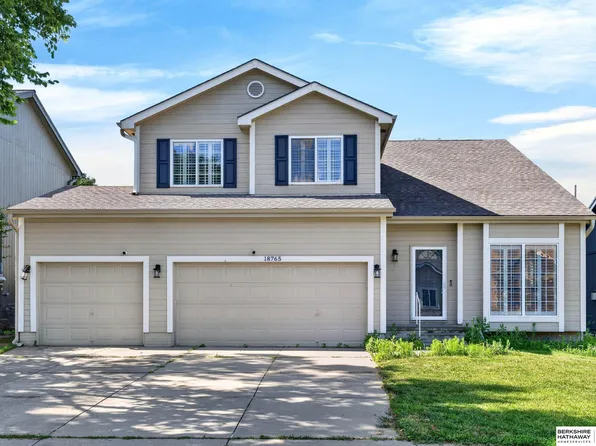 18765 N St, Omaha, NE 68135