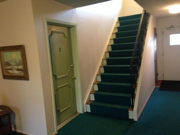 3rd image of 33297 Kingslane Ct APT 2