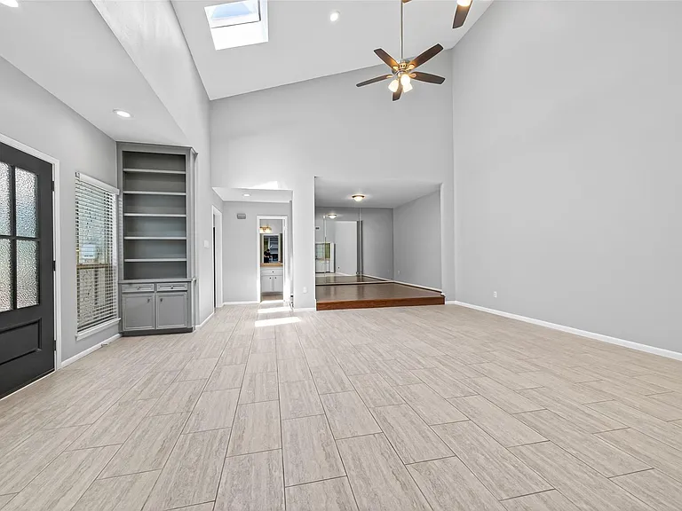 5218 Palmetto St — Photo 10
