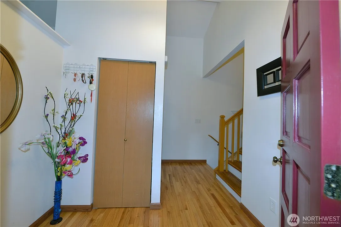 4 bed, 2.5 bath, 2150 sqft, $3,500 — Photo 1