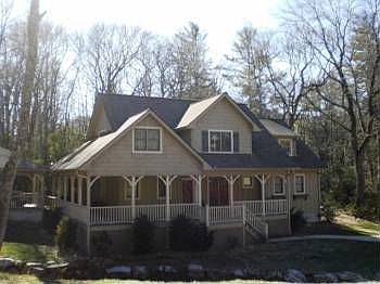 2nd image of 131 Shelby Ct