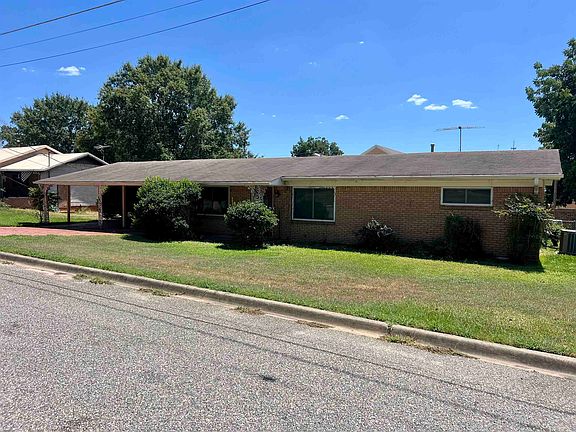 2nd image of 210 E Frazior St