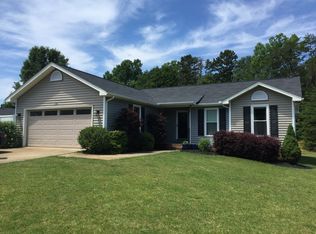 121 College Manor Dr, Shelby, NC 28152