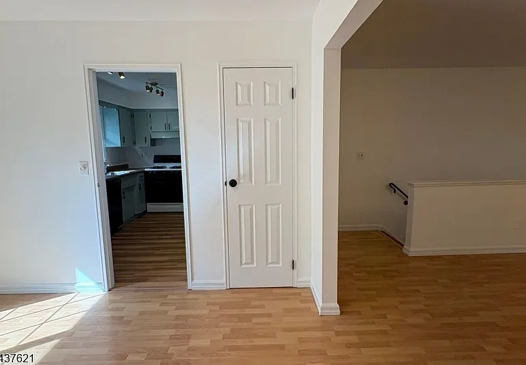 470 Valley Rd #3 — Photo 8